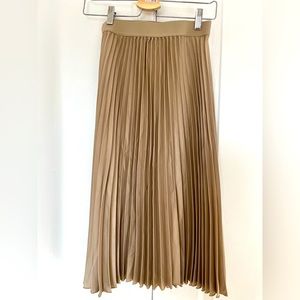 H&M satin effect pleated midi skirt.